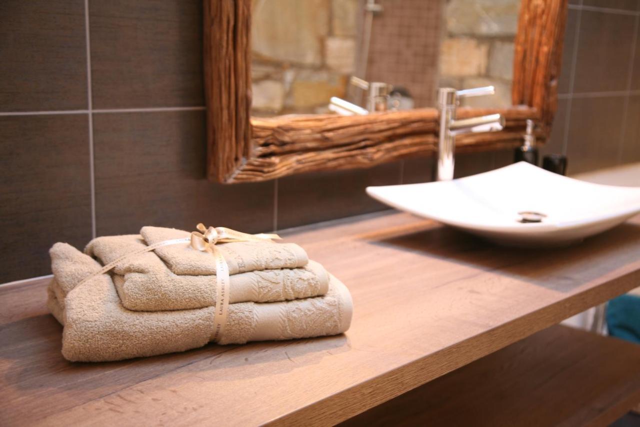 Chez Kiki Et Ioannis Apartment Engaraí Екстериор снимка