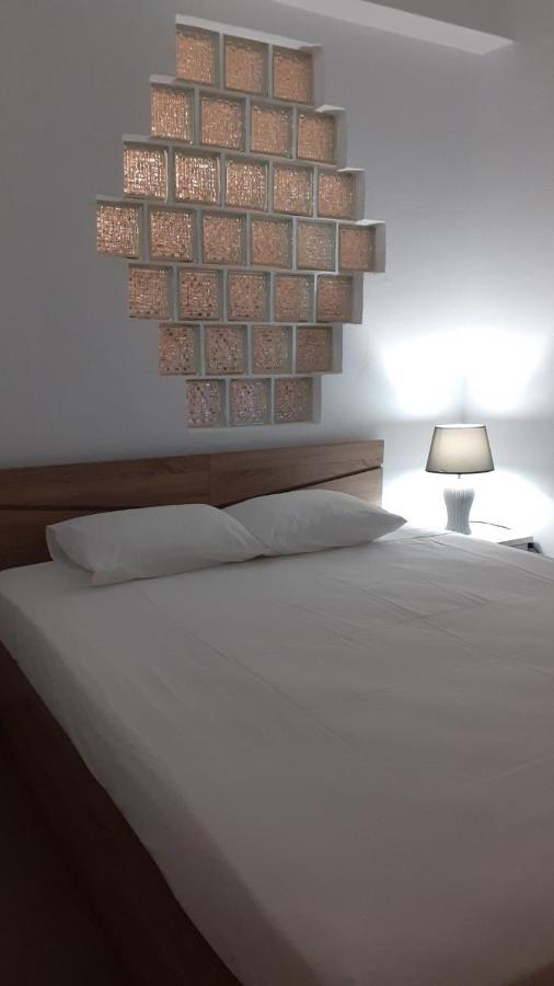 Chez Kiki Et Ioannis Apartment Engaraí Екстериор снимка