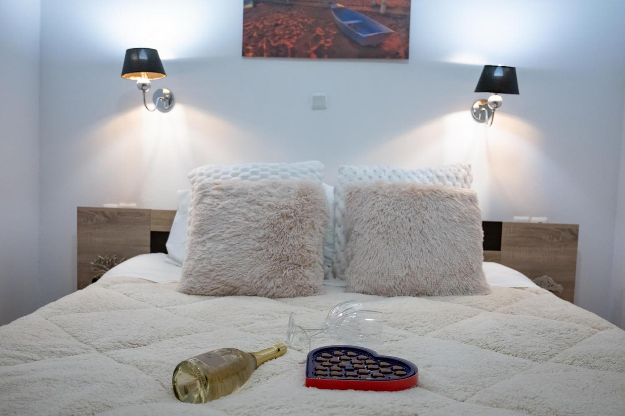 Chez Kiki Et Ioannis Apartment Engaraí Екстериор снимка